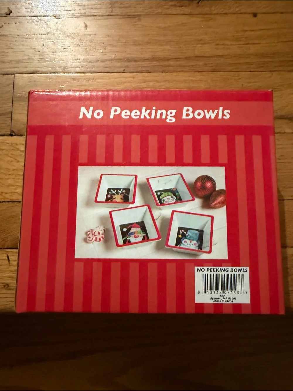No Peeking Bowls Holiday Serving Set - Red